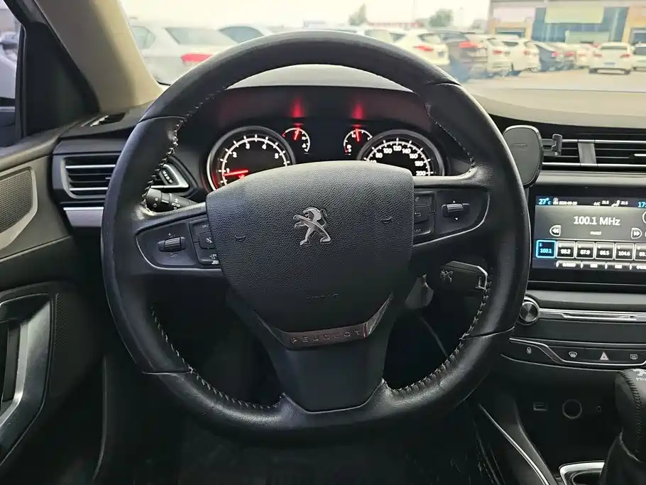 Peugeot 408 — миниатюра 15