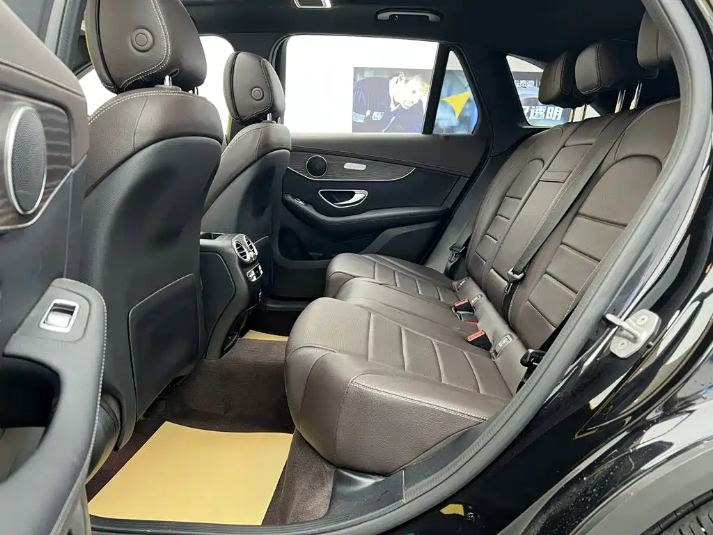 Mercedes-Benz GLC — миниатюра 30