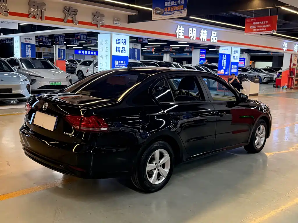 Volkswagen Lavida — миниатюра 13