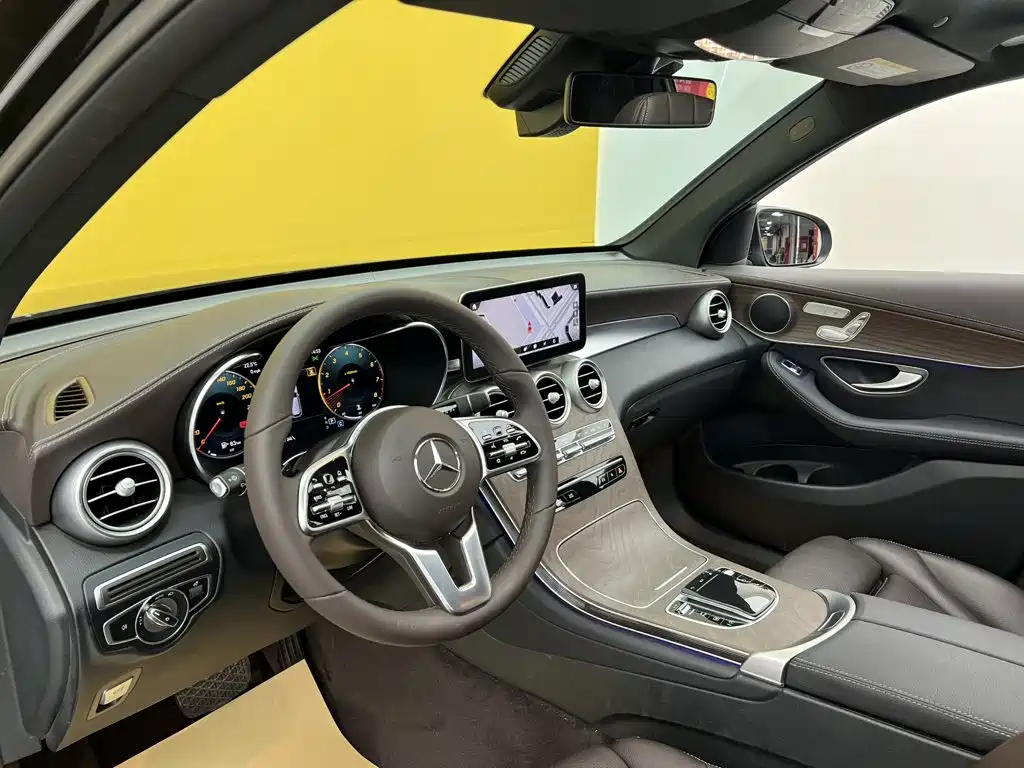 Mercedes-Benz GLC — миниатюра 46