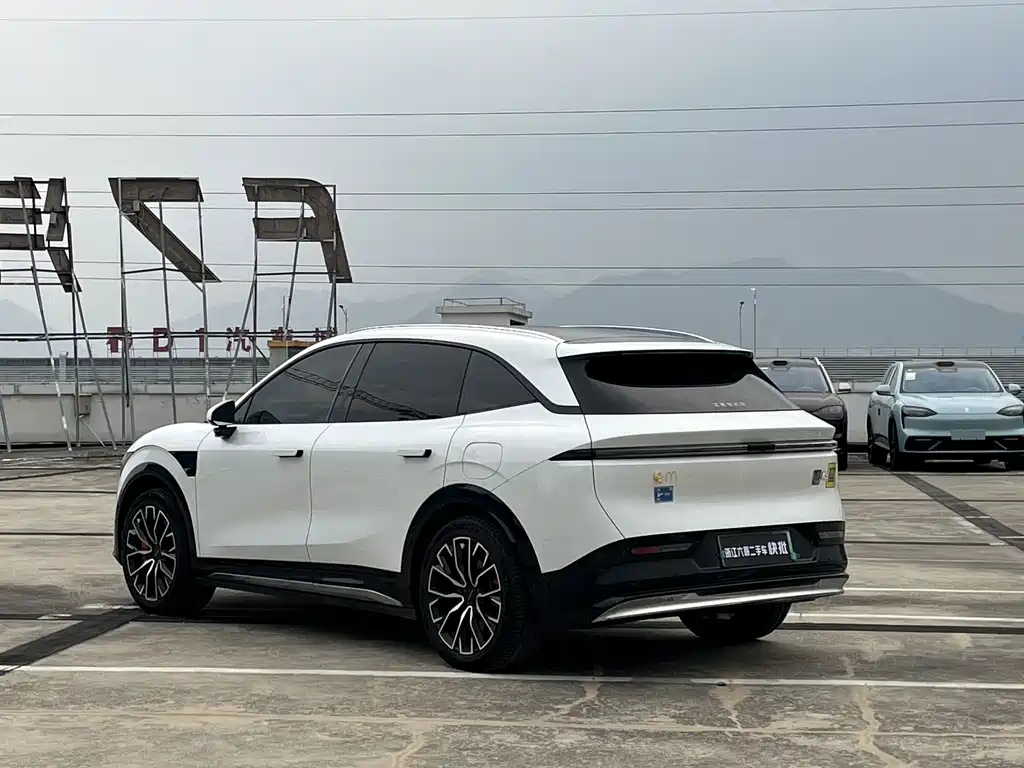 Zeekr 7X — миниатюра 23