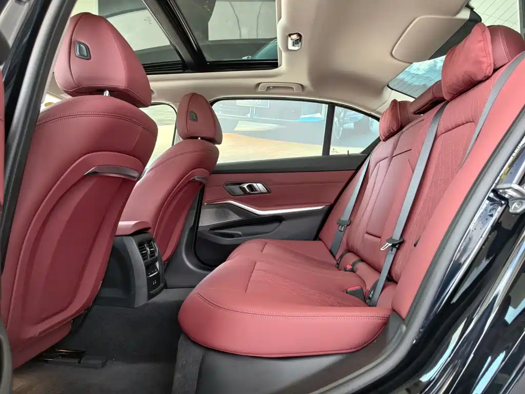 BMW i3 — миниатюра 11