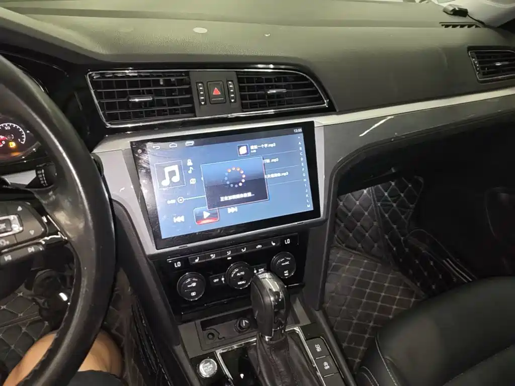 Volkswagen Lamando — миниатюра 13