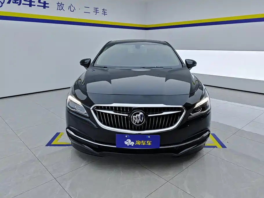 Buick LaCrosse — миниатюра 2
