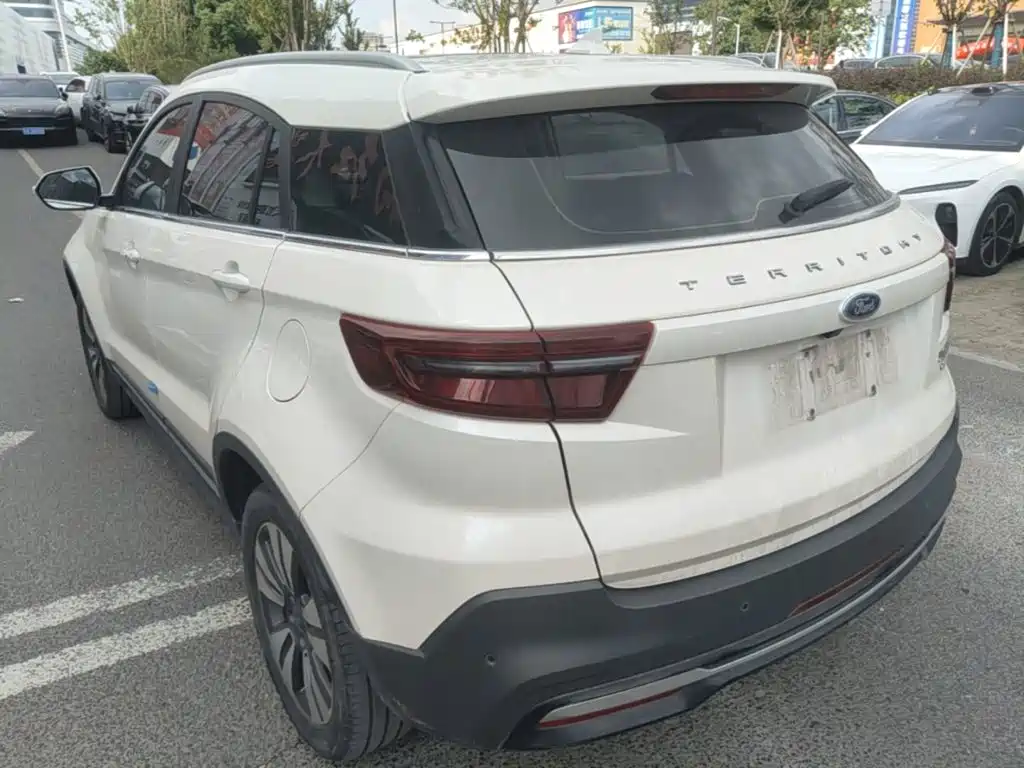 Ford Ведущий EV — миниатюра 5
