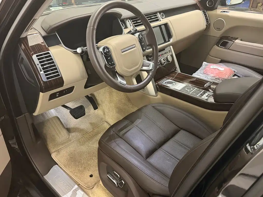Land Rover Range Rover — миниатюра 8