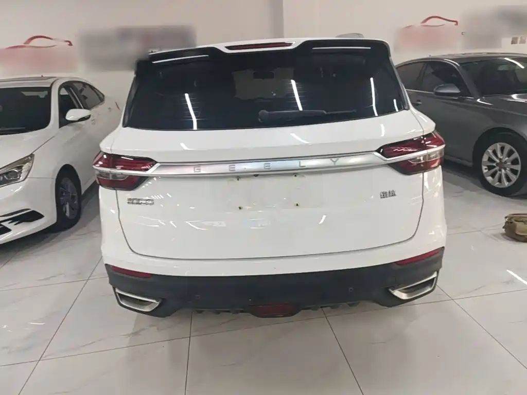 Geely Binyue — миниатюра 6