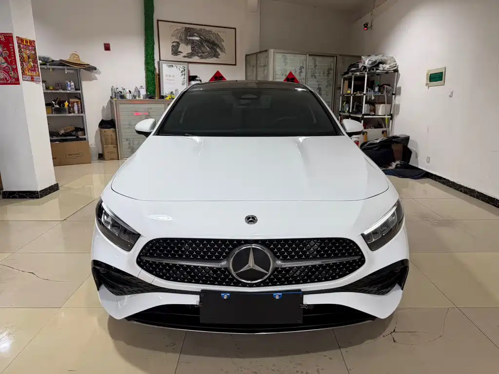 Mercedes-Benz A-Class A 2023 A 180 L