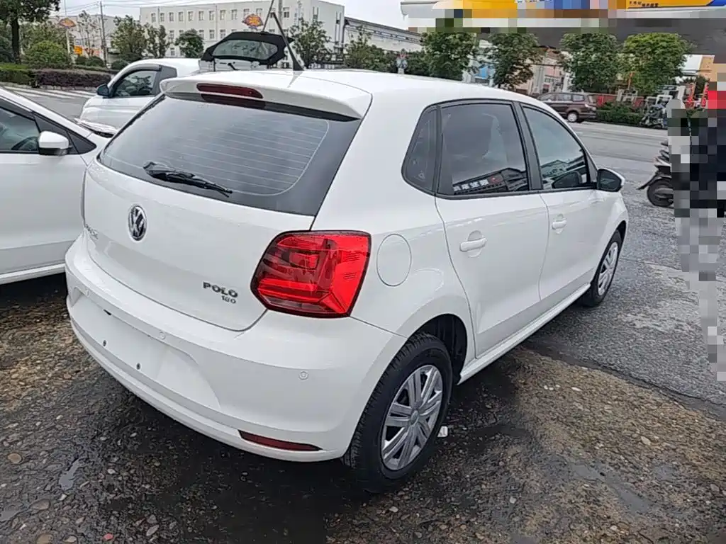 Volkswagen Polo — миниатюра 7