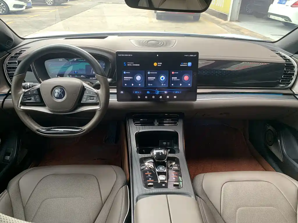 BYD Han — миниатюра 9