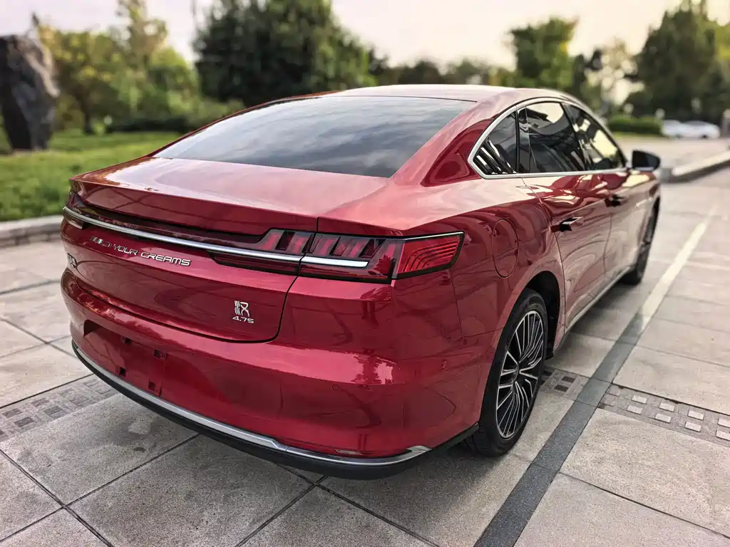 BYD Han — миниатюра 6