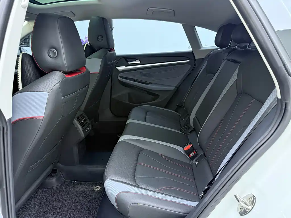 Volkswagen Lamando — миниатюра 19