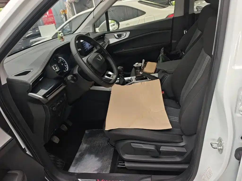 Wuling Jiachen — миниатюра 15