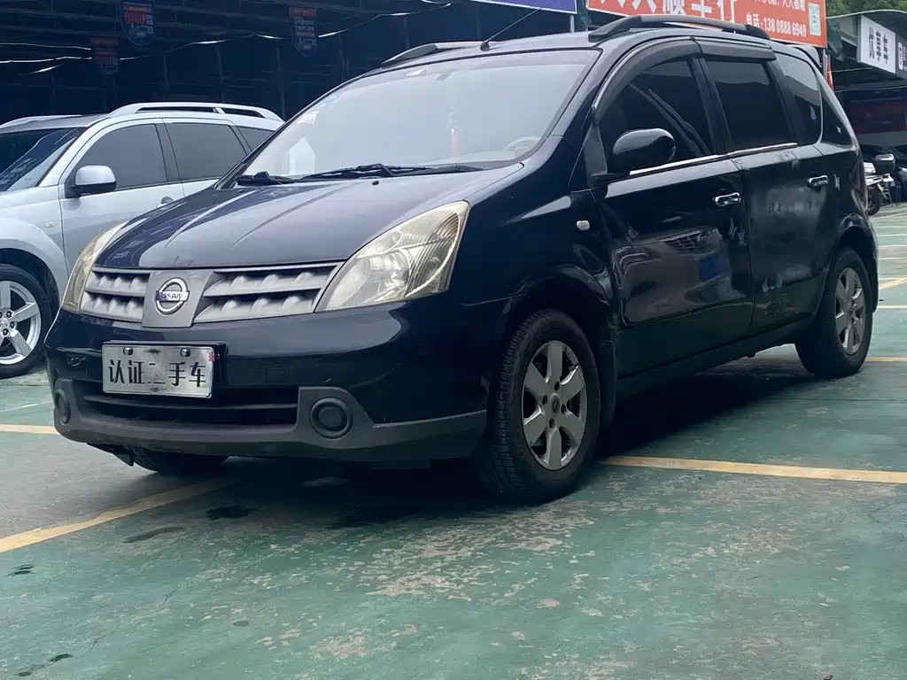 Nissan Livina 2007