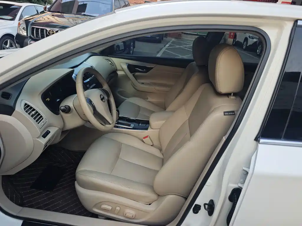 Nissan Teana — миниатюра 9