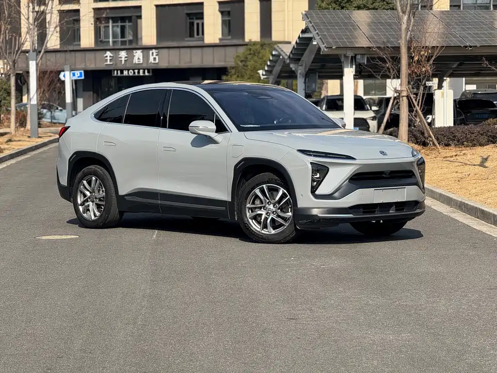 NIO NIO EC6