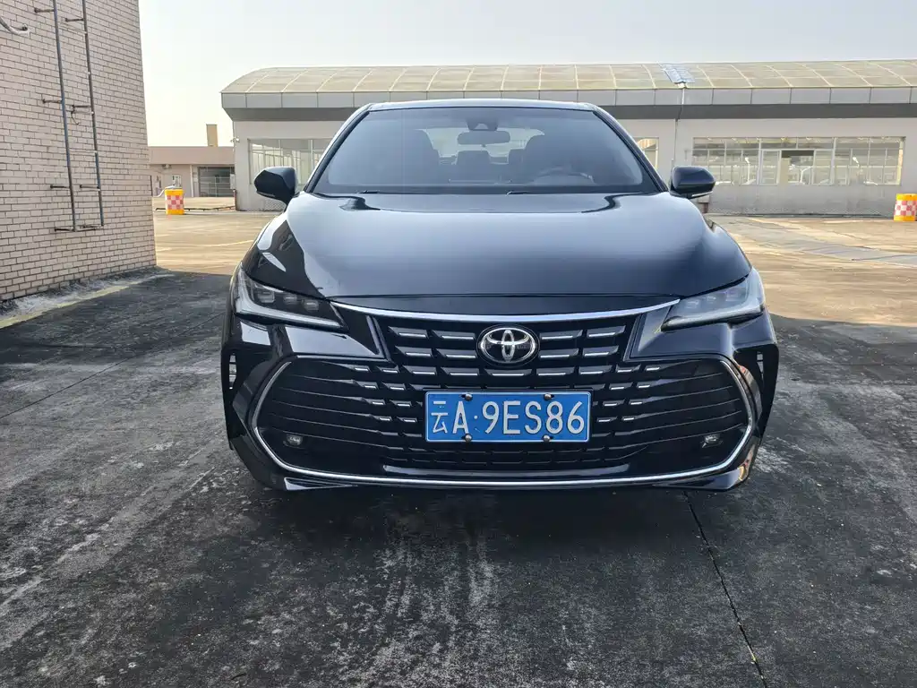 Toyota Avalon — миниатюра 3