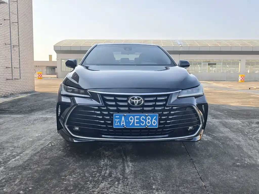 Toyota Avalon — миниатюра 2
