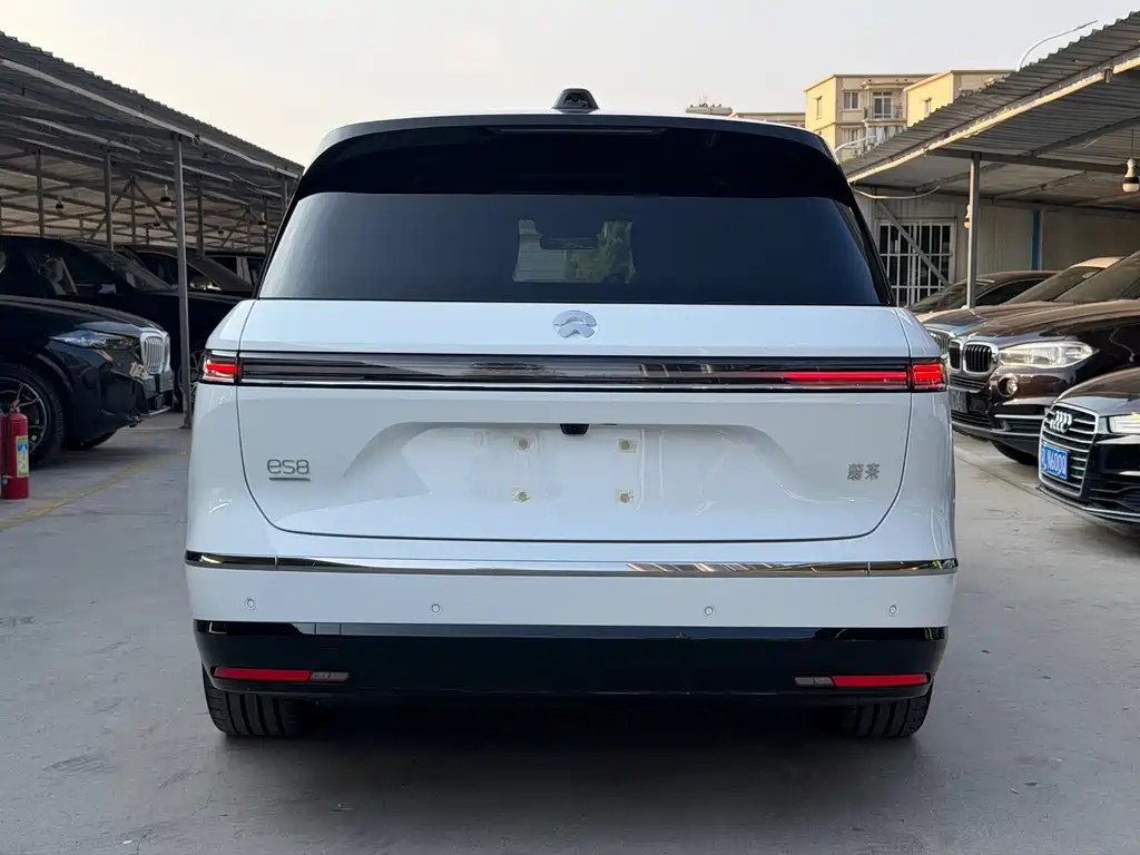 NIO ES8 — миниатюра 8