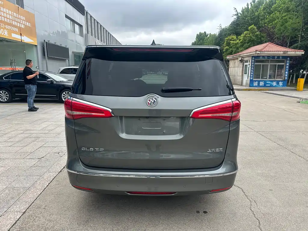 Buick GL8 2018 ES 28T Luxury VI