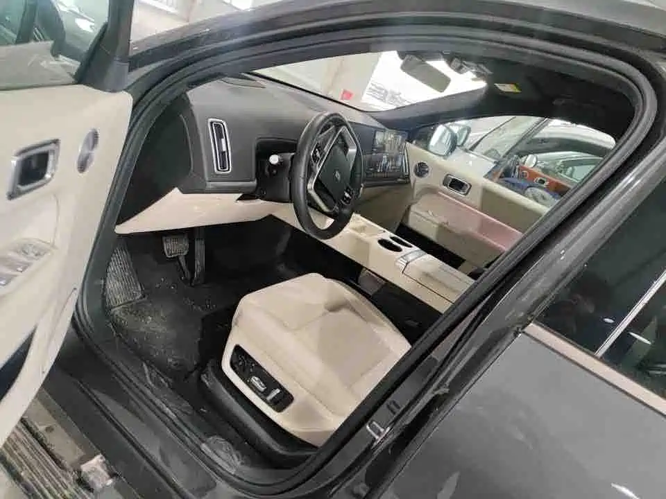Li Auto Li L9 — миниатюра 6