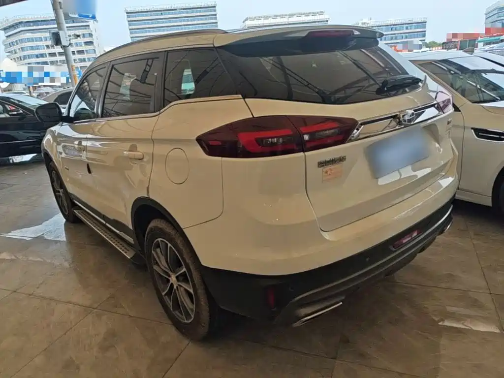 Geely Boyue — миниатюра 5