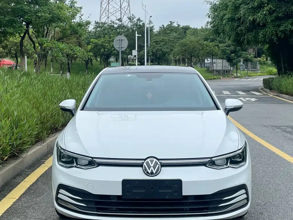 Volkswagen Golf 2021 280TSI DSG 30
