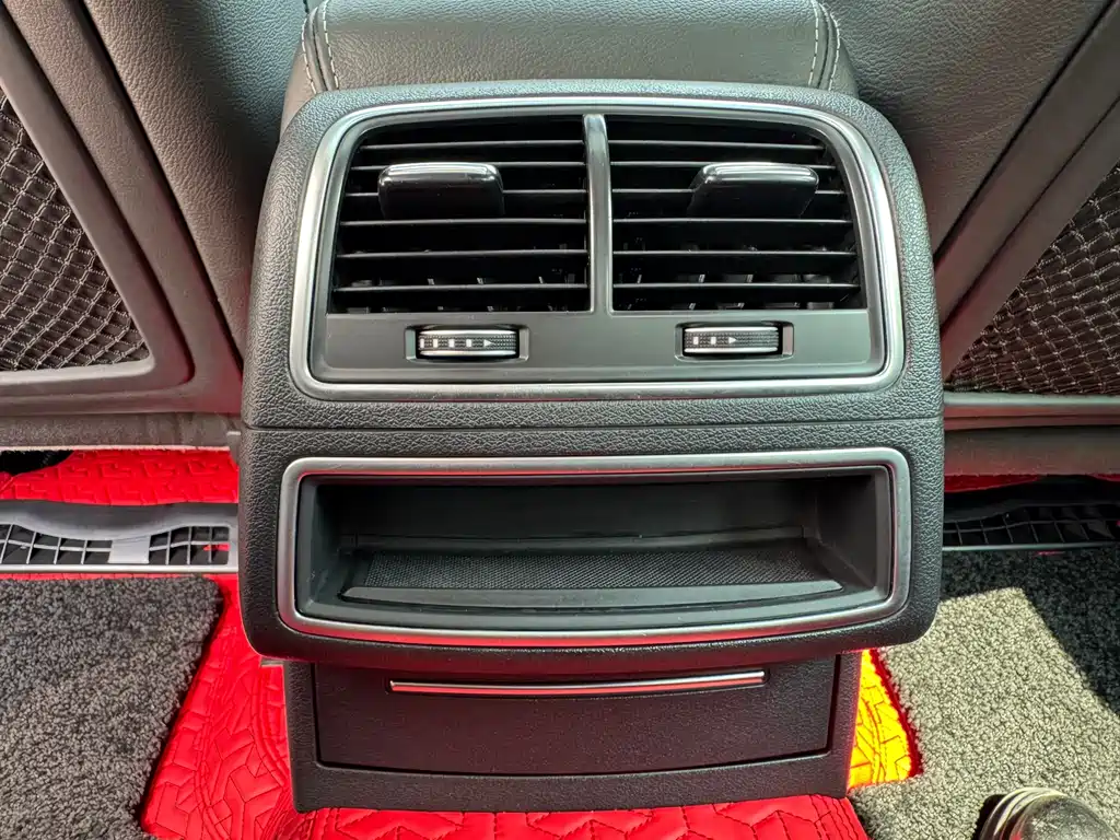 Audi A6L — миниатюра 22