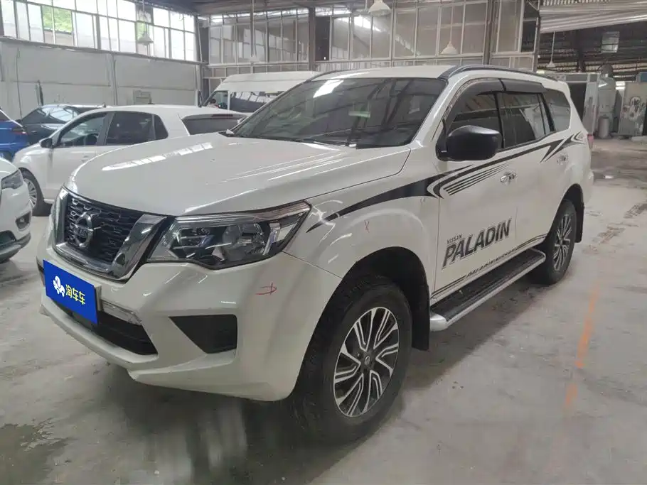 Купить Nissan Terra