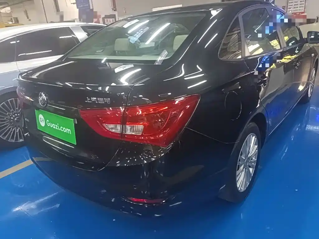 Buick Excelle — миниатюра 7