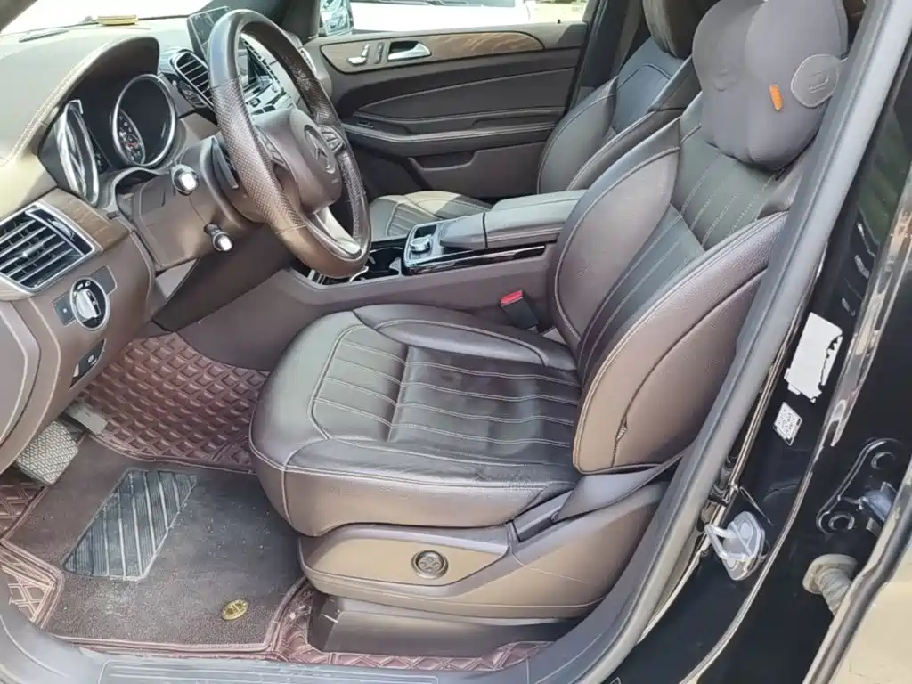 Mercedes-Benz GLE (Import) — миниатюра 15