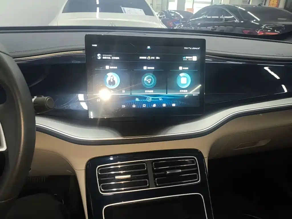 BYD Qin PLUS — миниатюра 13