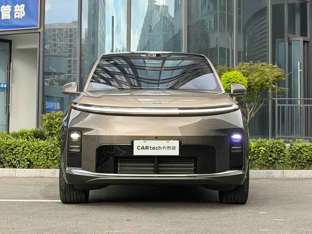 Li Auto Li L9 — миниатюра 2