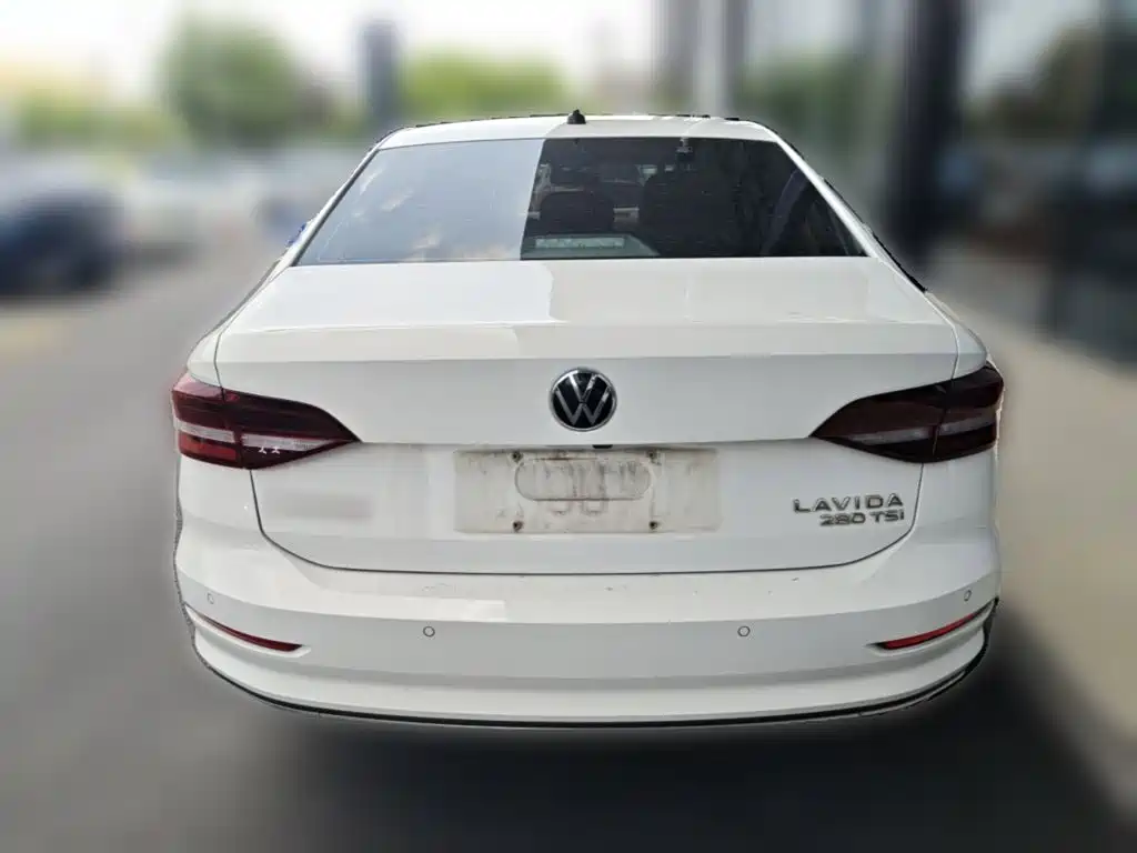 Volkswagen Lavida — миниатюра 8