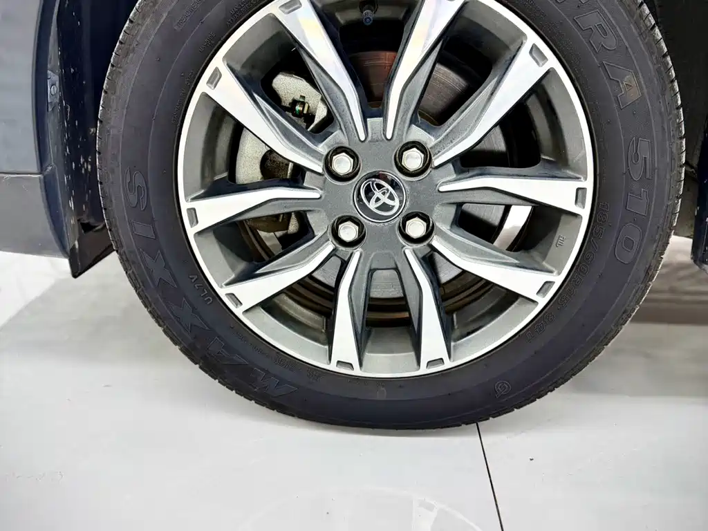 TOYOTA YARIS L ZHIXUAN