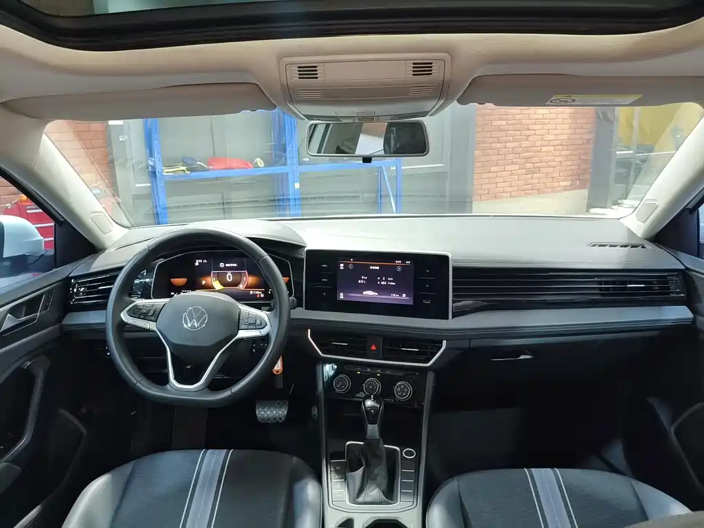 Volkswagen Sagitar — миниатюра 12