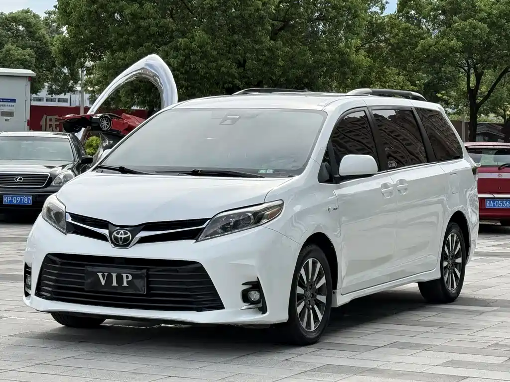 Toyota Sienna 2015 3.5L L