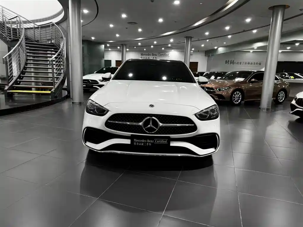 Mercedes-Benz C-Class — миниатюра 8