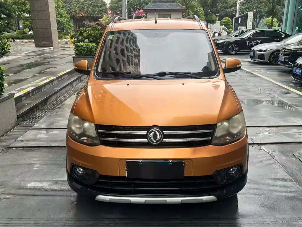 Dongfeng 360 2015 1.5L MT Luxury 7 мест IV