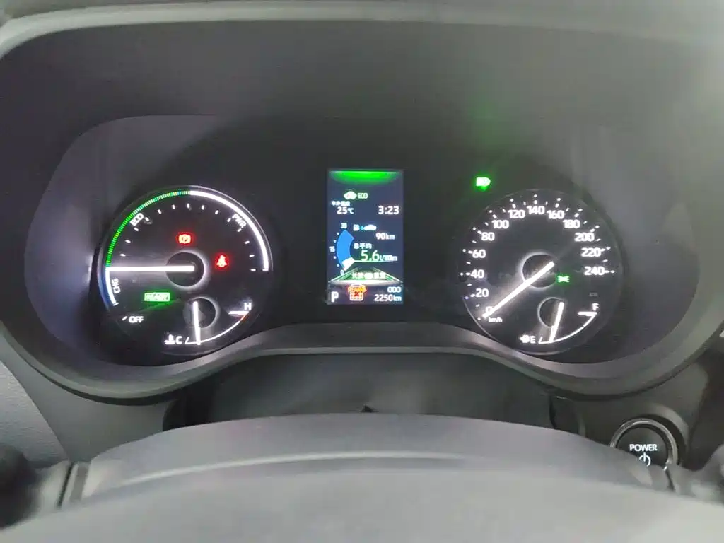 Toyota Granvia — миниатюра 12