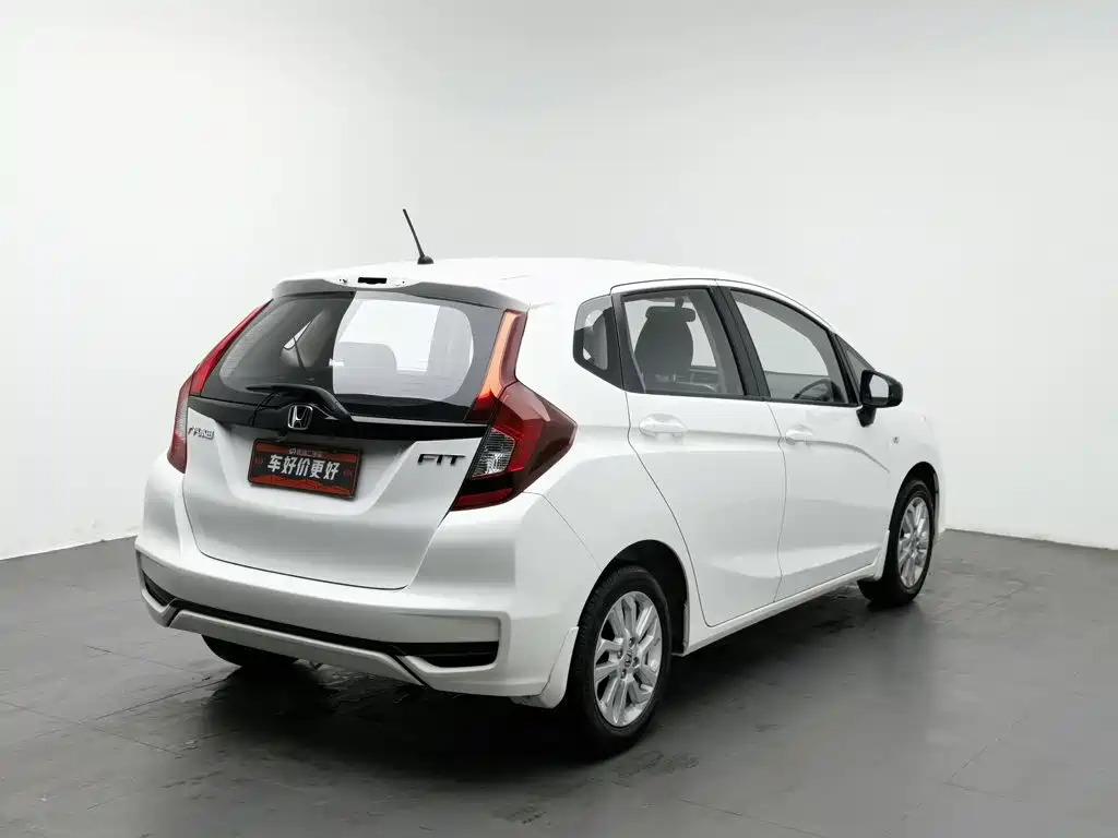 Honda Fit — миниатюра 2