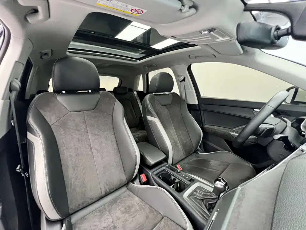 Audi Q3 — миниатюра 13