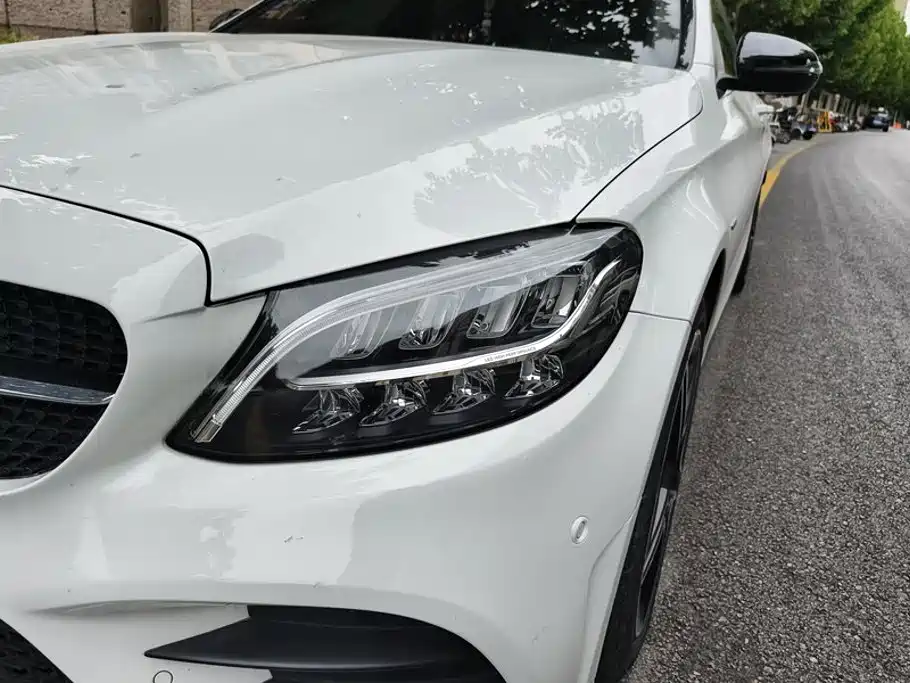Mercedes-Benz C-Class — миниатюра 5