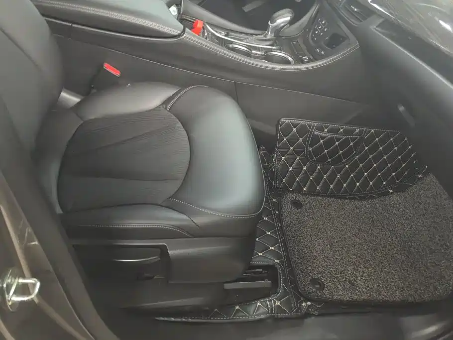 Buick Envision Plus — миниатюра 8