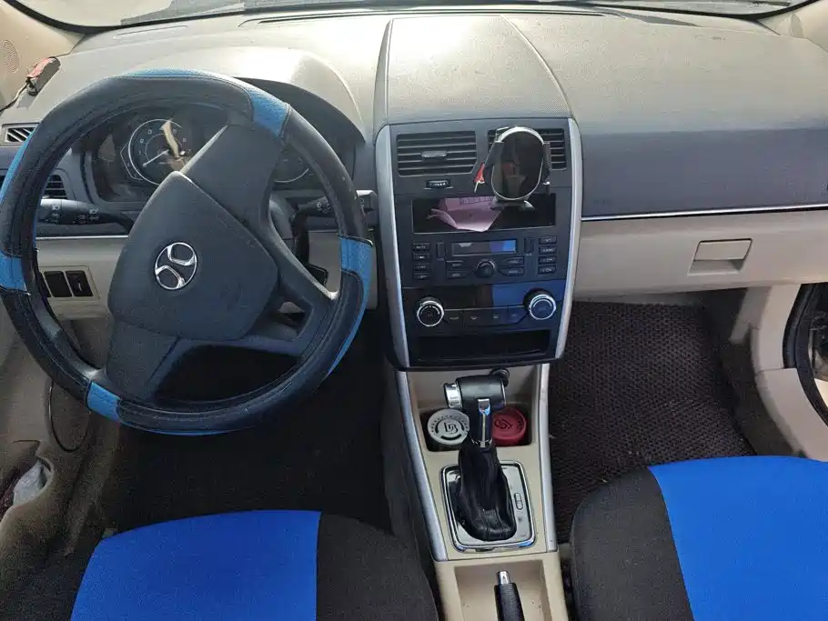 BAIC Senova D20 — миниатюра 12