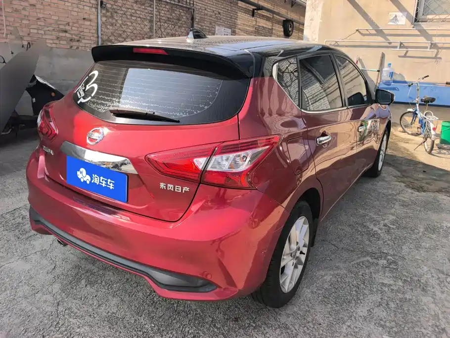 Nissan Tiida — миниатюра 3