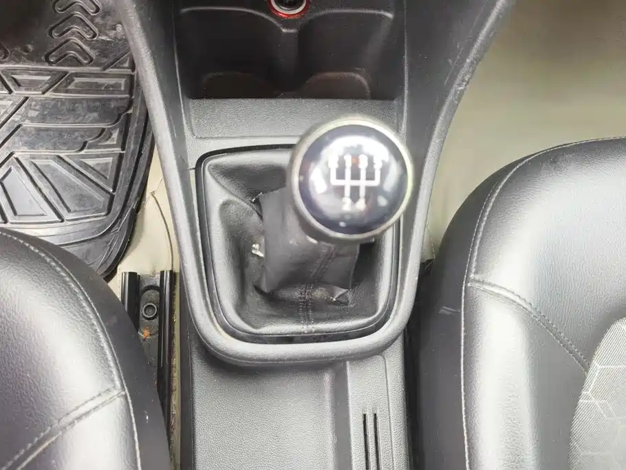 Volkswagen Santana — миниатюра 16