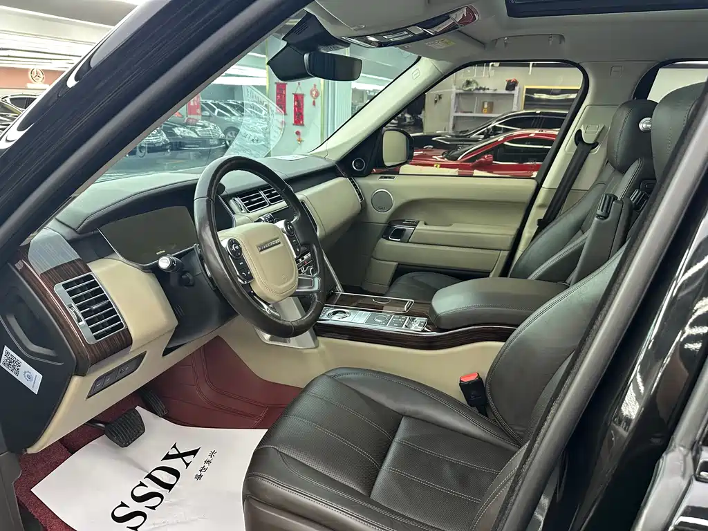 Land Rover Range Rover — миниатюра 4