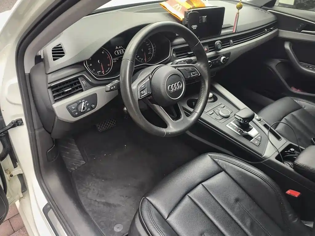 Audi A4L — миниатюра 10