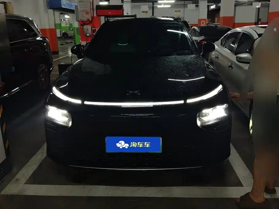 XPeng G9 — миниатюра 2